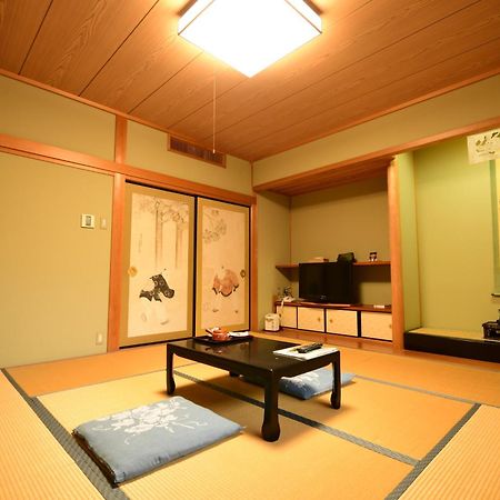 Готель Koyasan Shukubo Fugenin Екстер'єр фото