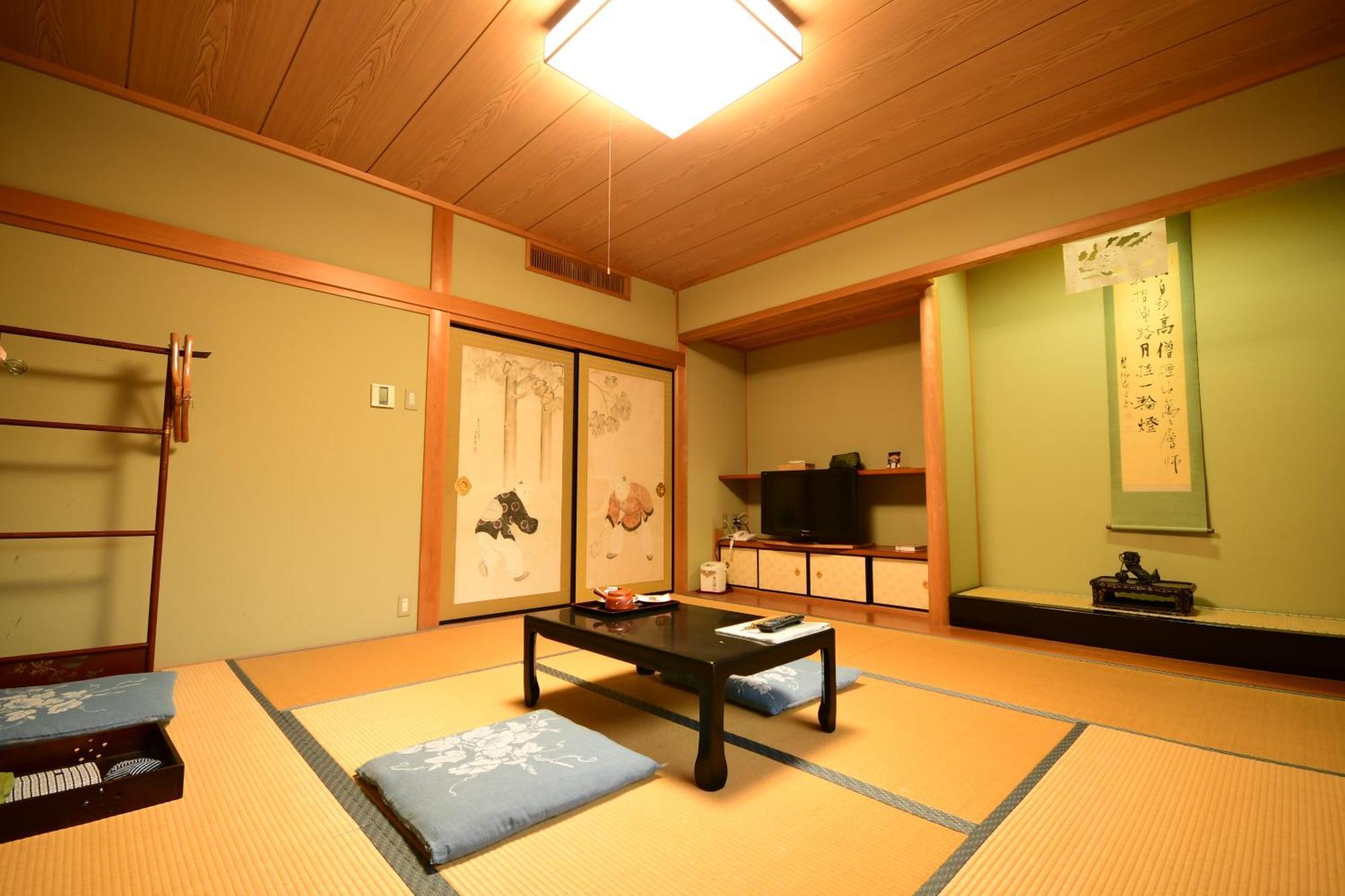 Готель Koyasan Shukubo Fugenin Екстер'єр фото
