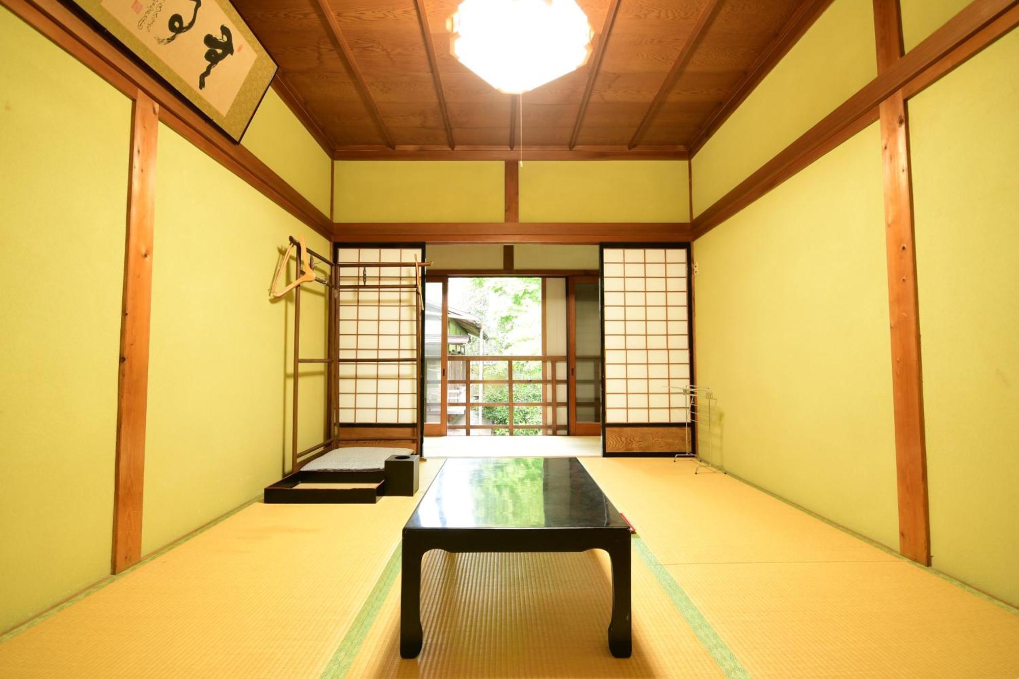 Готель Koyasan Shukubo Fugenin Екстер'єр фото