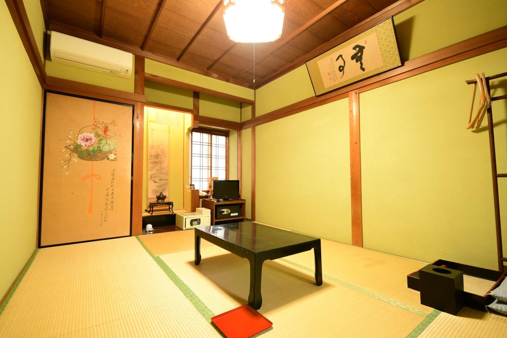 Готель Koyasan Shukubo Fugenin Екстер'єр фото