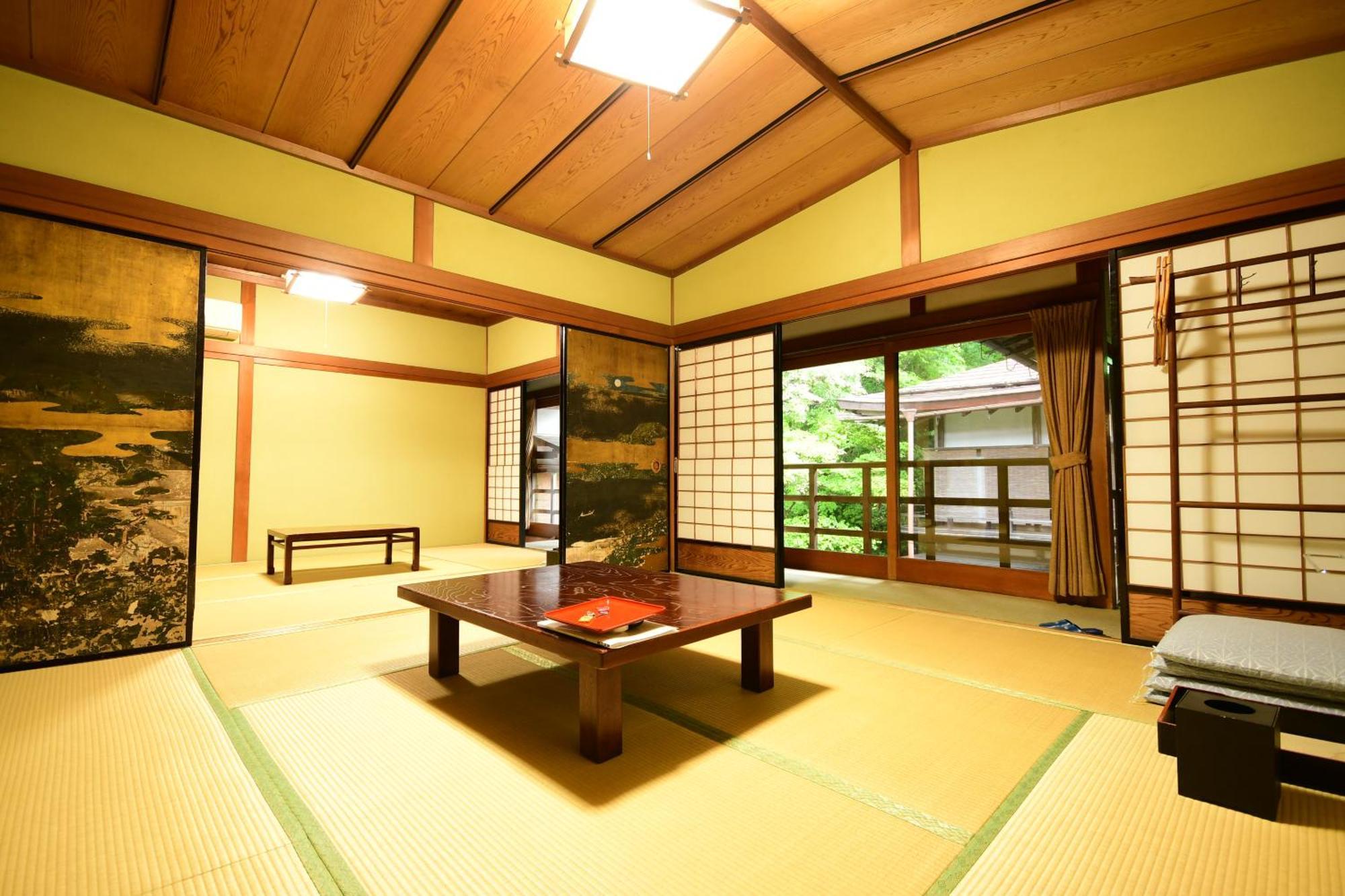 Готель Koyasan Shukubo Fugenin Екстер'єр фото