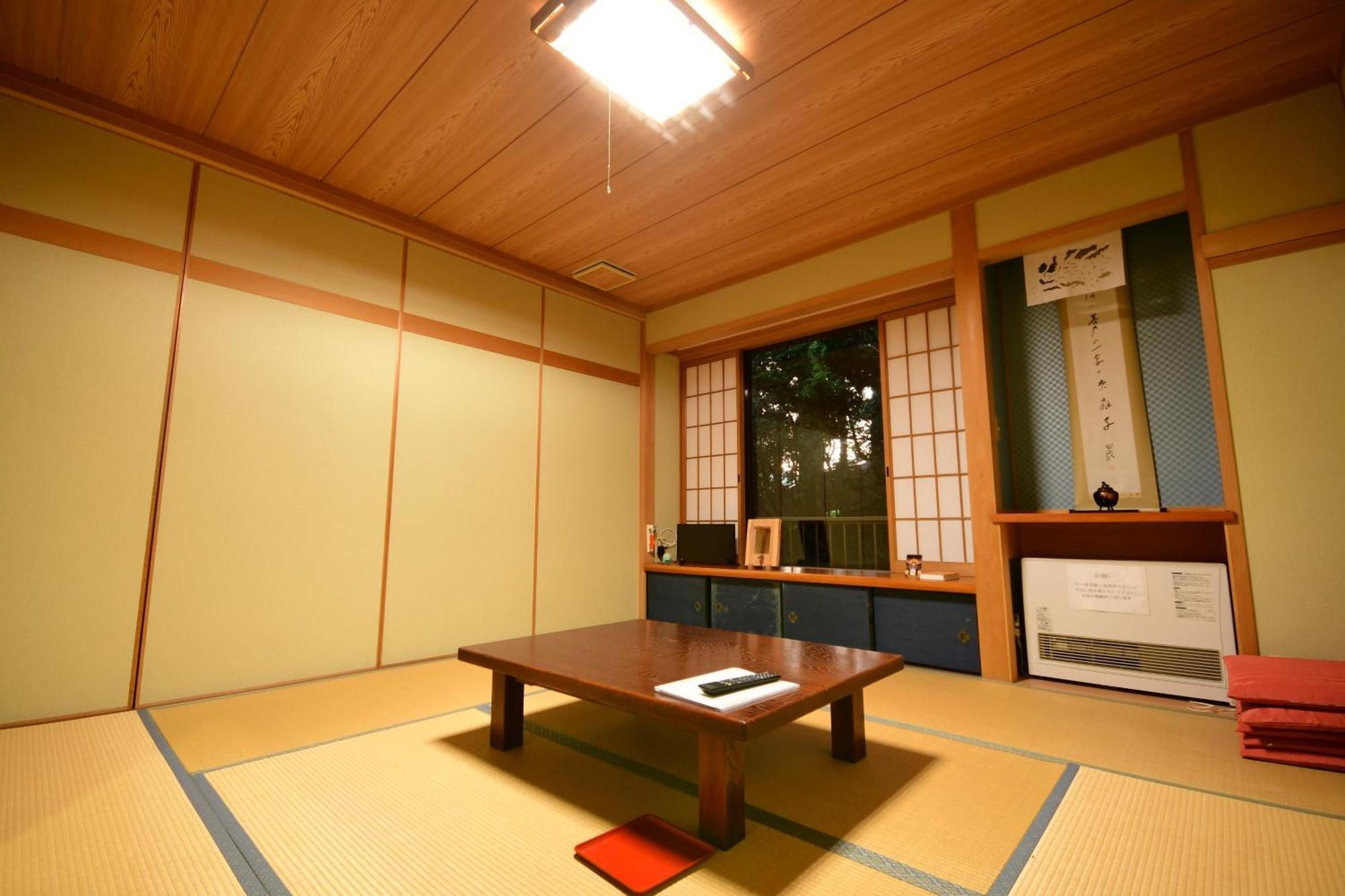 Готель Koyasan Shukubo Fugenin Екстер'єр фото
