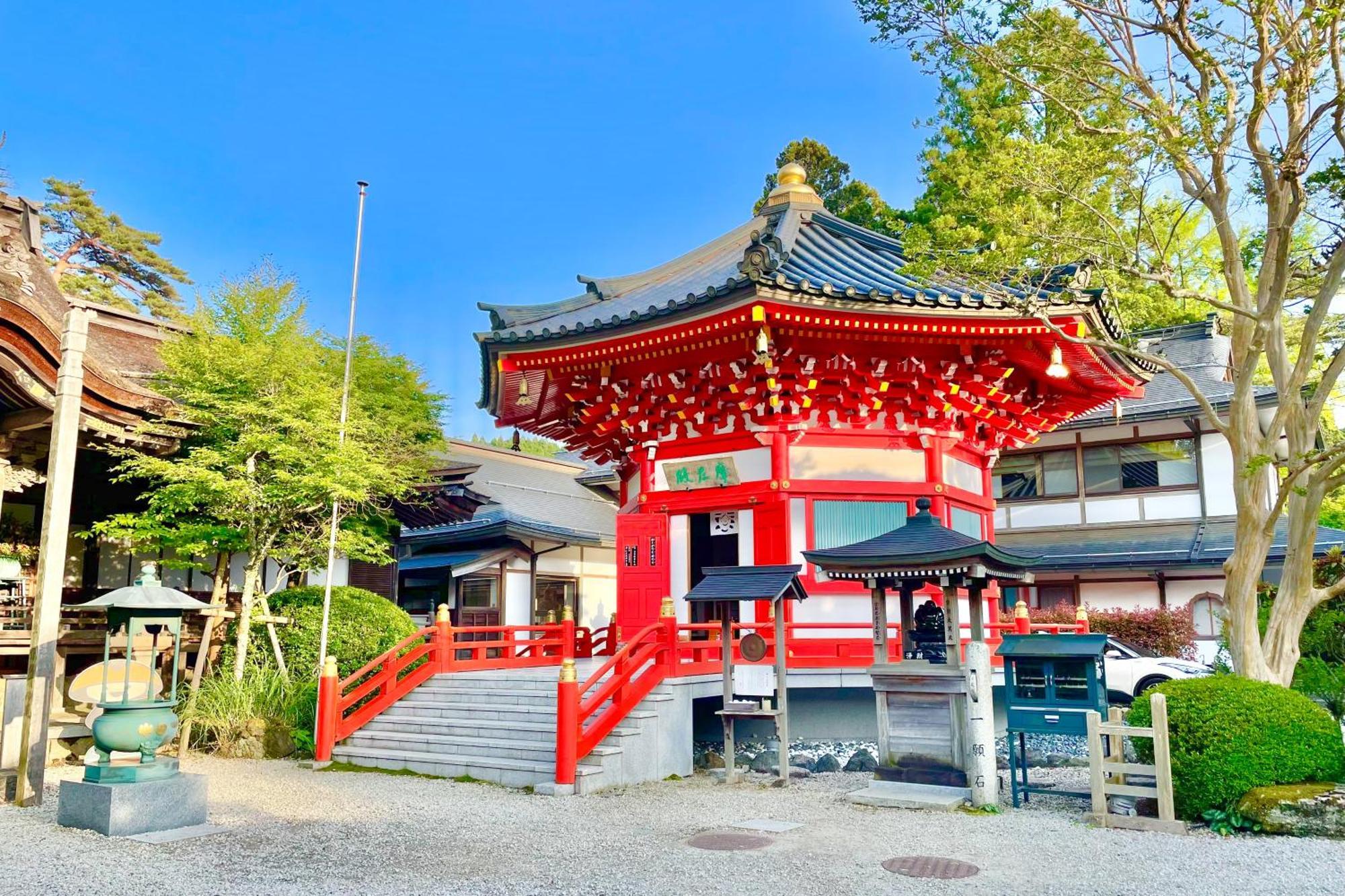 Готель Koyasan Shukubo Fugenin Екстер'єр фото