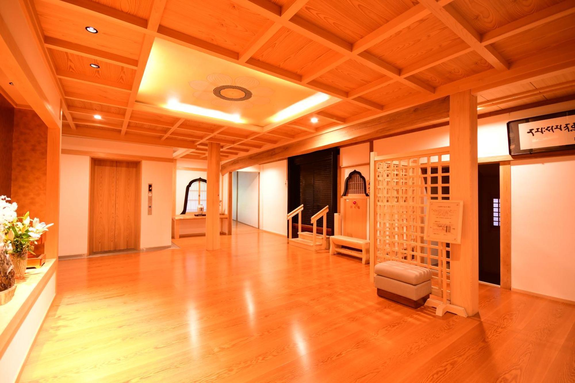 Готель Koyasan Shukubo Fugenin Екстер'єр фото